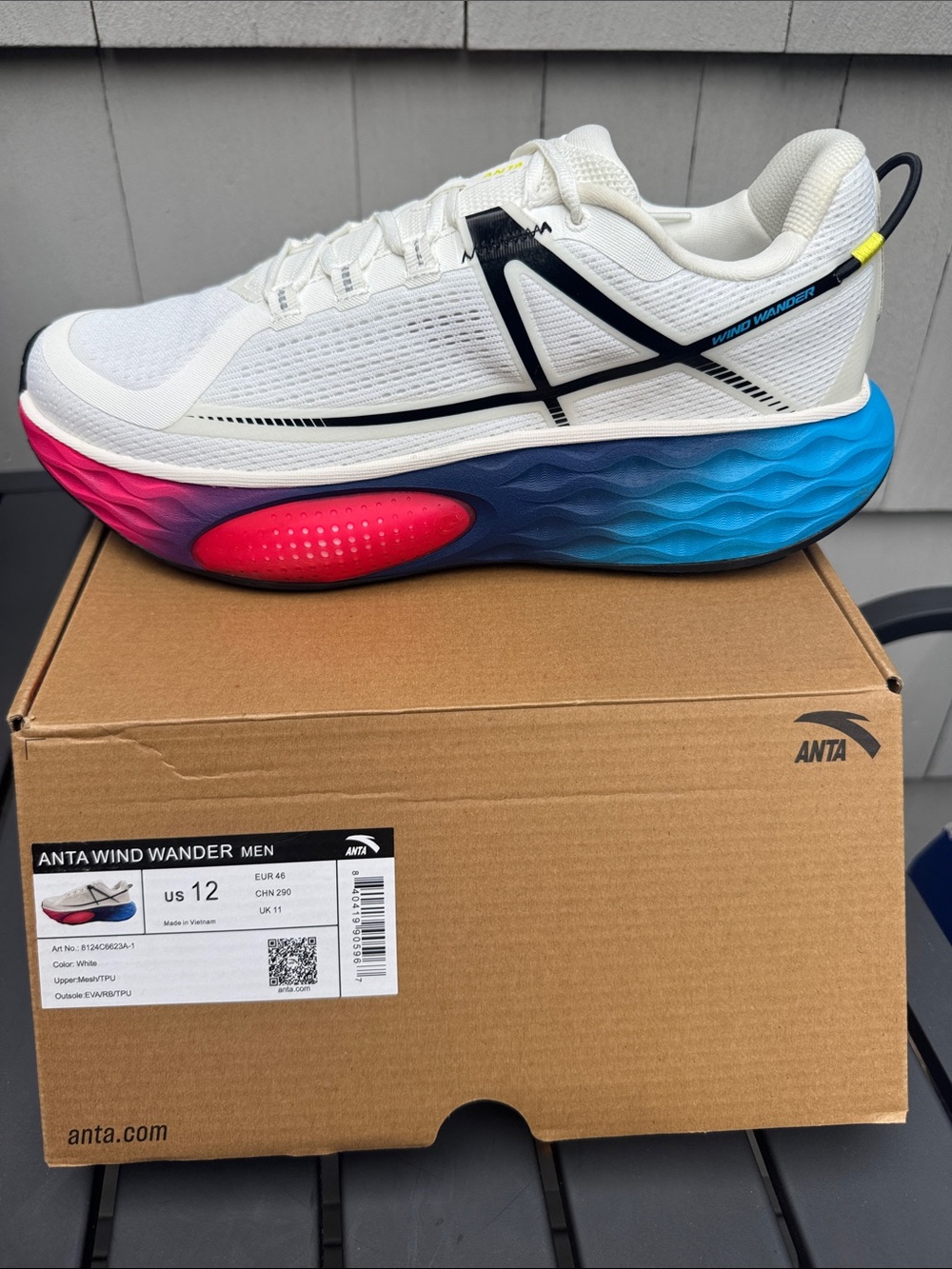 Anta Wind Wander Men’s Running Shoe - White with Blue & Pink Midsole